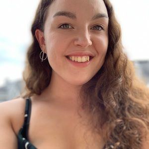 Meet your Posher, Laurie